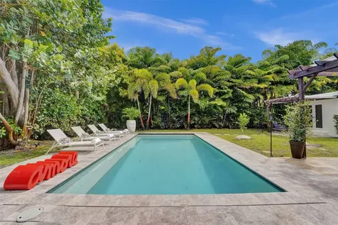539 NE 25th Street Wilton Manors FL 33305