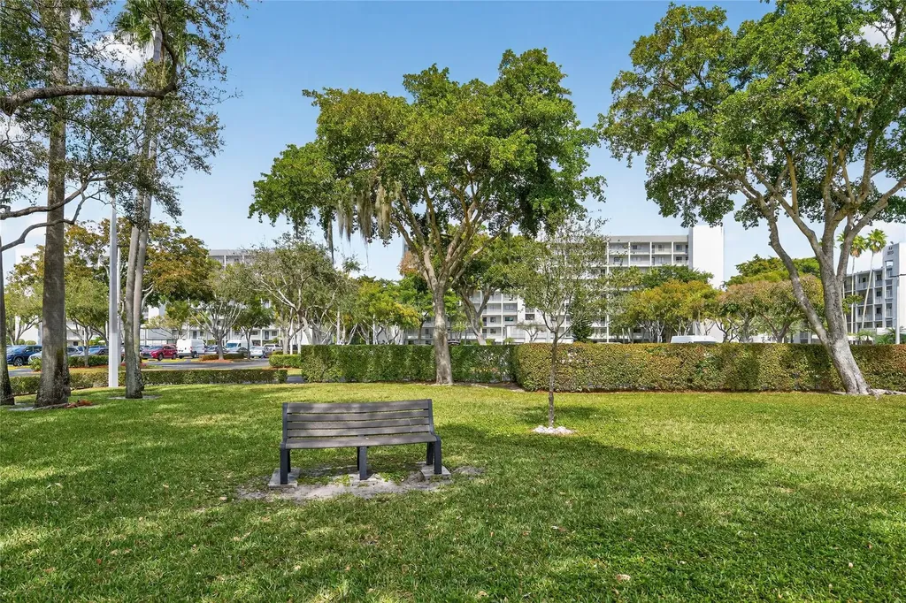 2215 Cypress Island Drive Pompano Beach FL 33069