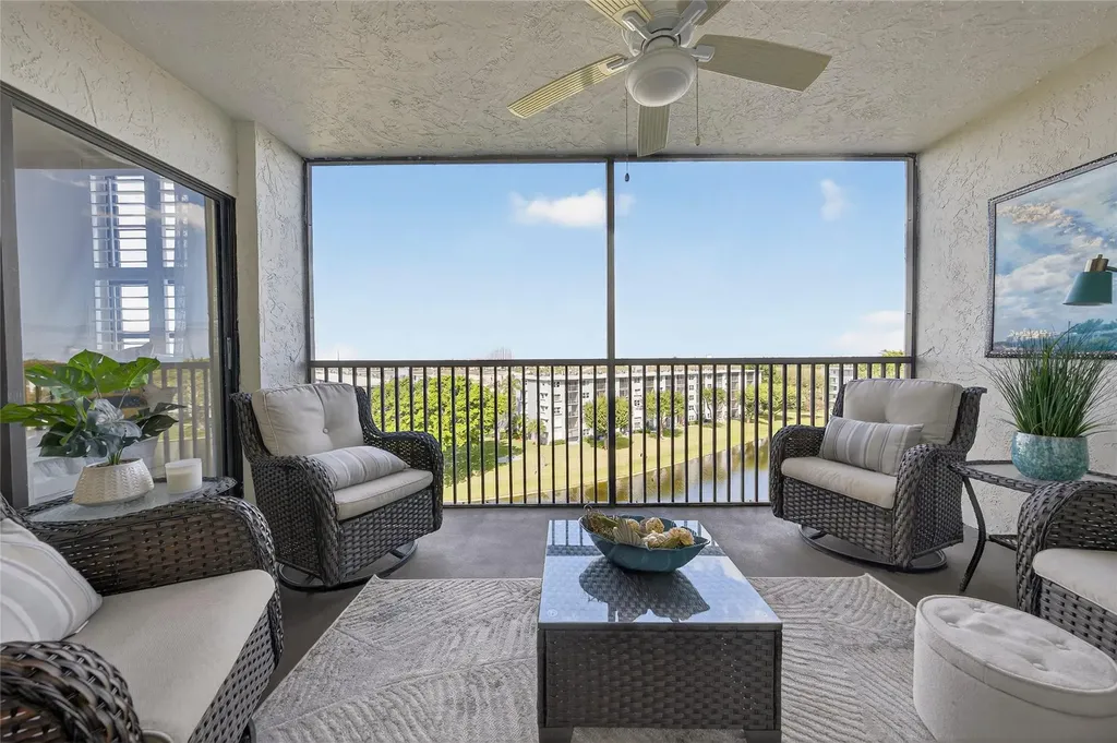 2215 Cypress Island Drive Pompano Beach FL 33069