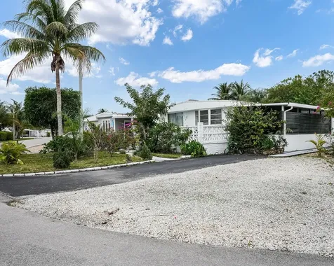 3150 Royal Palm Court Dania Beach FL 33312