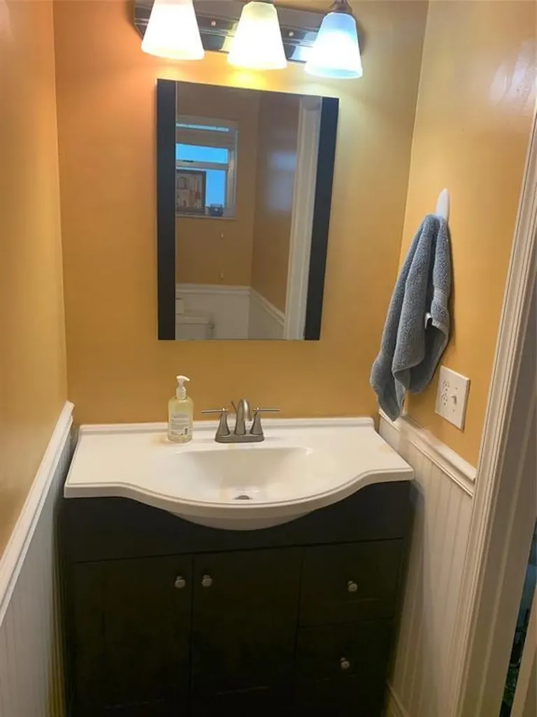 1997 Discovery Circle Deerfield Beach FL 33442
