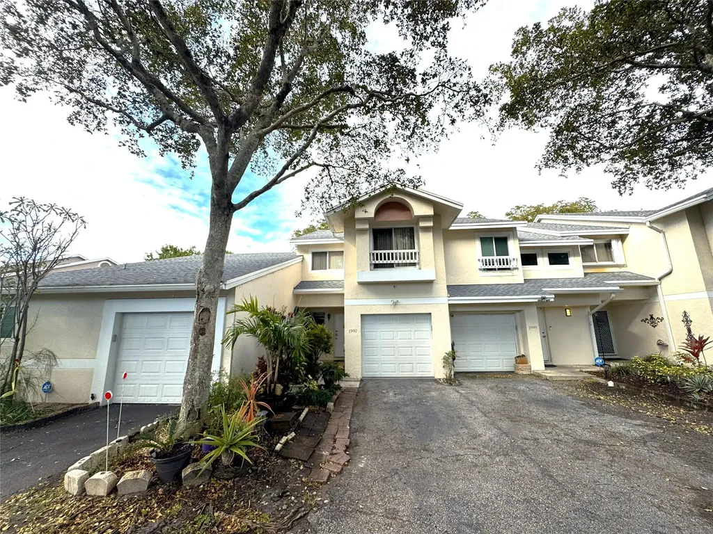 1997 Discovery Circle Deerfield Beach FL 33442