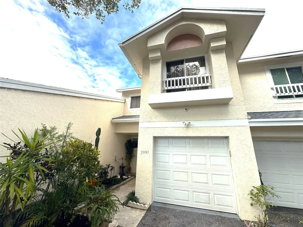 1997 Discovery Circle Deerfield Beach FL 33442