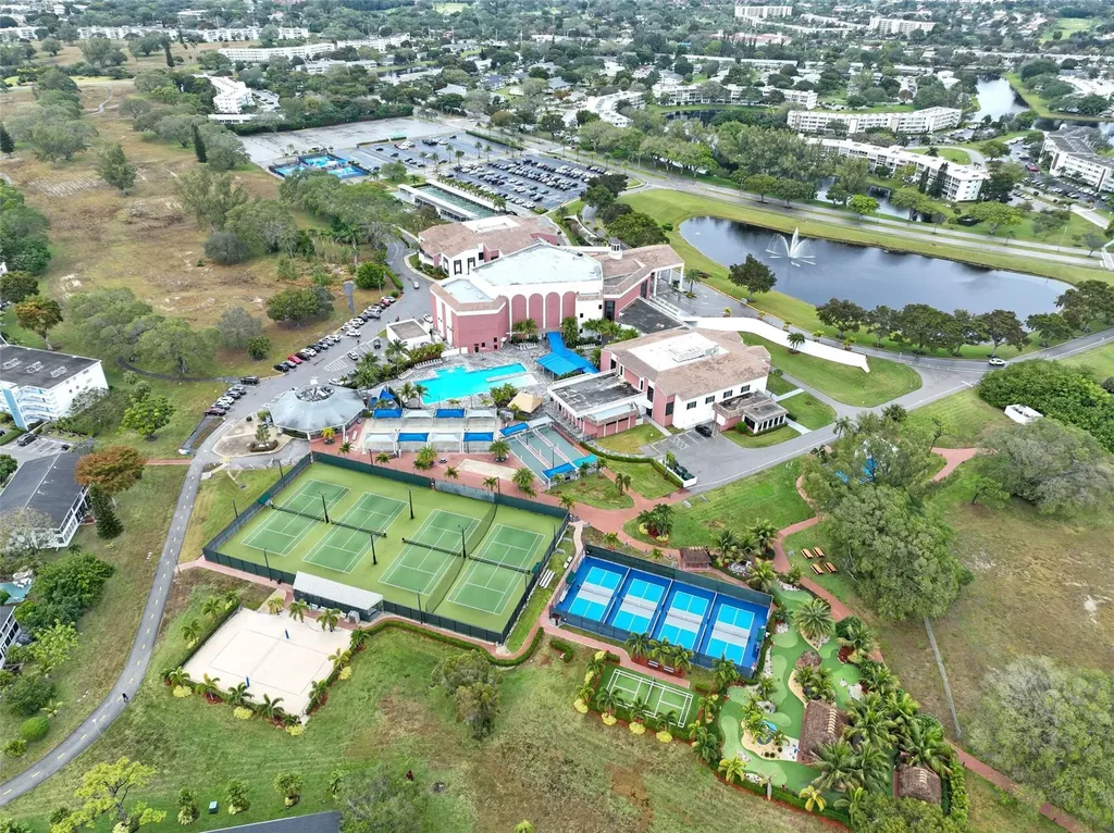 3034 Berkshire B Deerfield Beach FL 33442