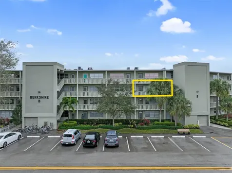 3034 Berkshire B Deerfield Beach FL 33442