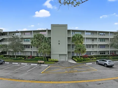 3034 Berkshire B Deerfield Beach FL 33442