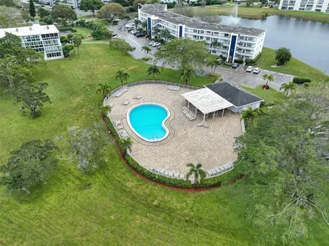 3034 Berkshire B Deerfield Beach FL 33442