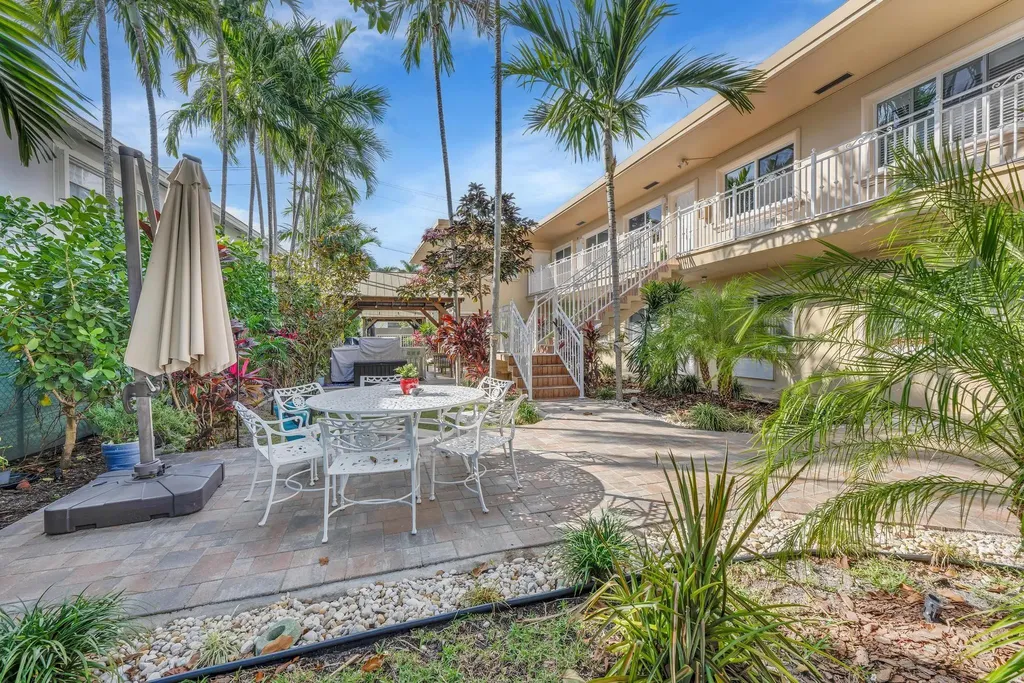 925 N Intracoastal Drive Fort Lauderdale FL 33304