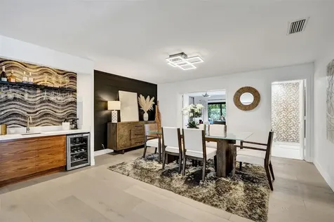614 Lakewoode Circle W Delray Beach FL 33445