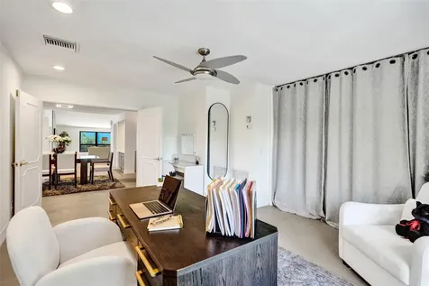 614 Lakewoode Circle W Delray Beach FL 33445