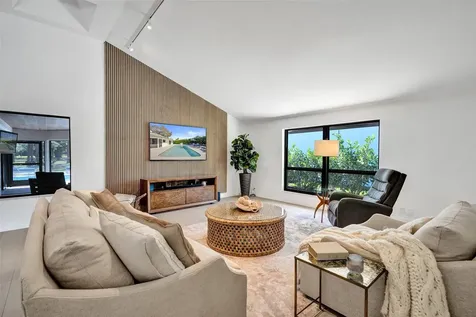 614 Lakewoode Circle W Delray Beach FL 33445