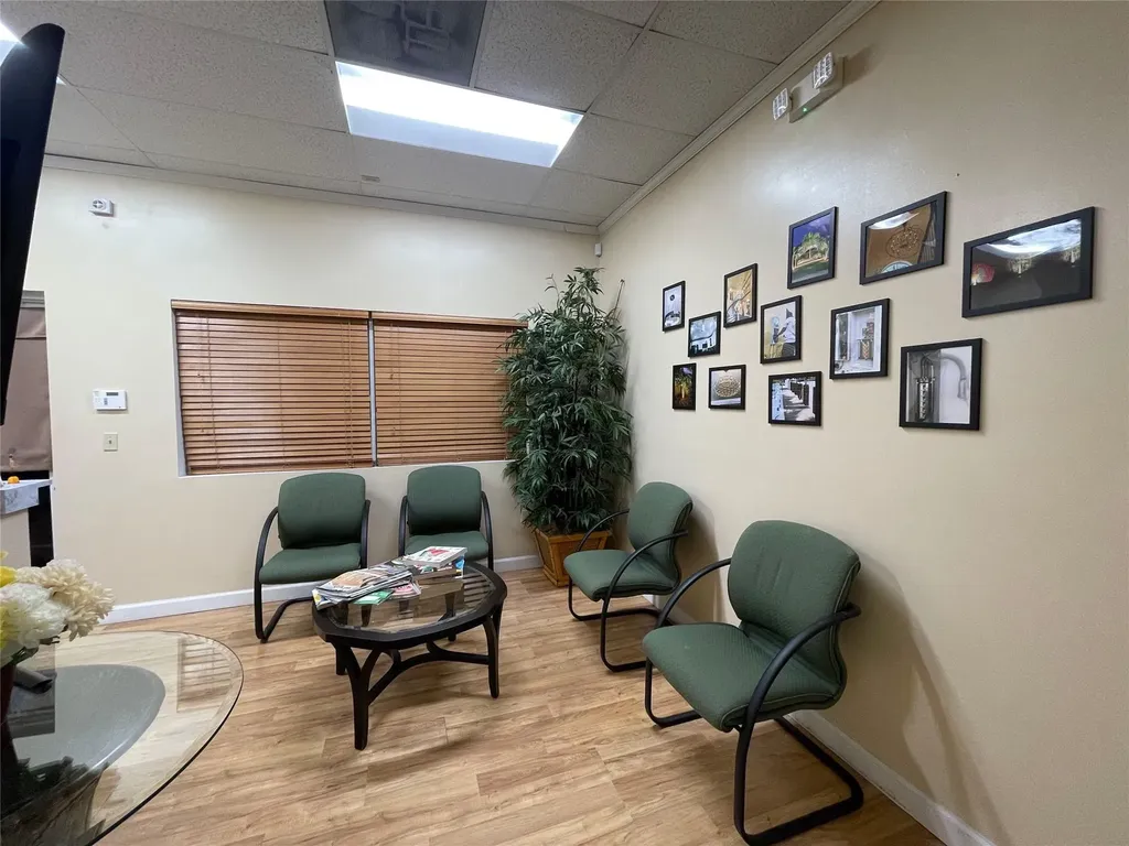 4700 W Prospect Road Oakland Park FL 33309