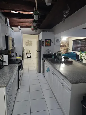 3340 SW 18th Street Fort Lauderdale FL 33312