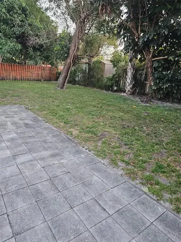 3340 SW 18th Street Fort Lauderdale FL 33312