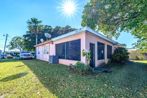 1115 NW 85th Street Miami FL 33150