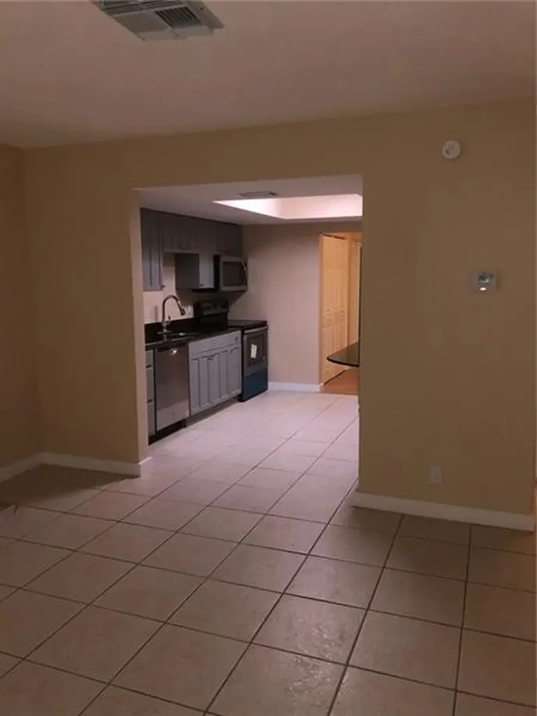 3200 NE 13th Avenue Oakland Park FL 33334