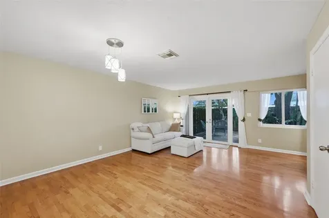 705 NE 1st Street Fort Lauderdale FL 33301