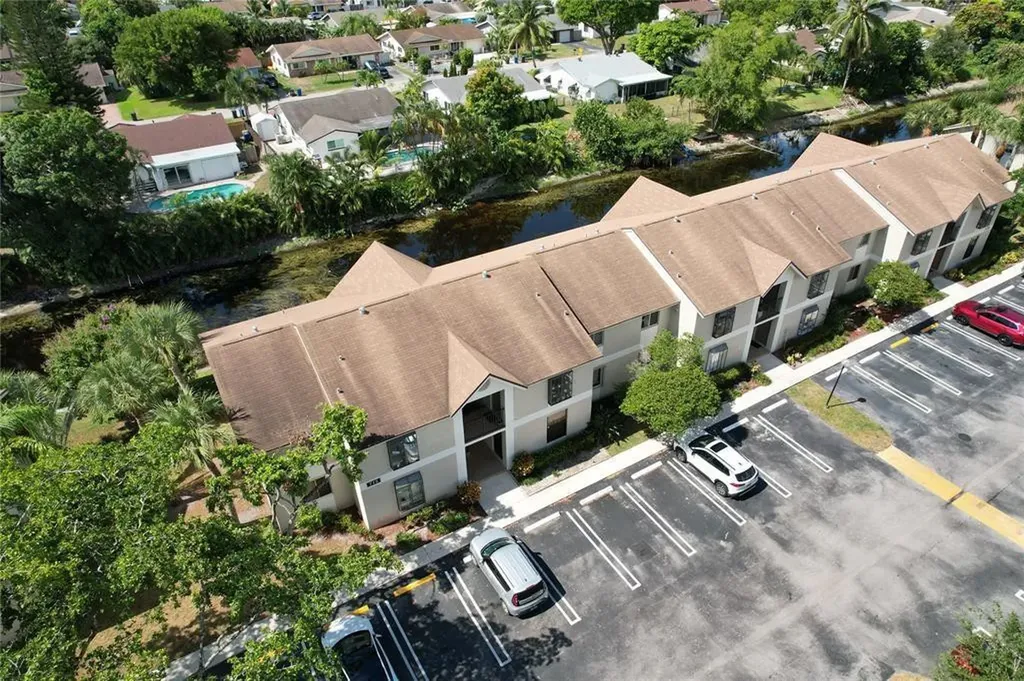 715 Gardens Drive Pompano Beach FL 33069