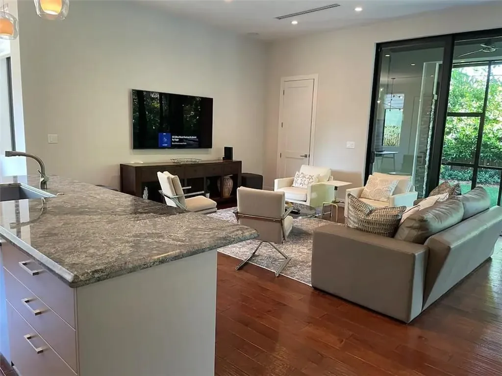 404 NE 13th Avenue Fort Lauderdale FL 33301