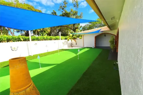 11886 NW 24th Street Coral Springs FL 33065