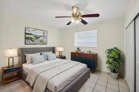 2500 SW 18th Terrace Fort Lauderdale FL 33315