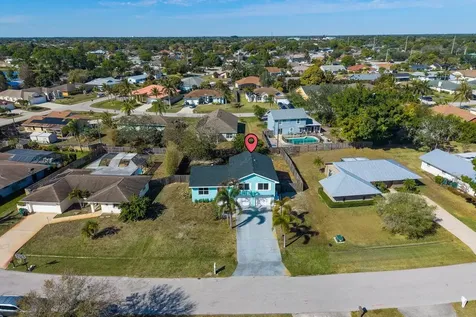 2450 SE Alden Street Port St Lucie FL 34984