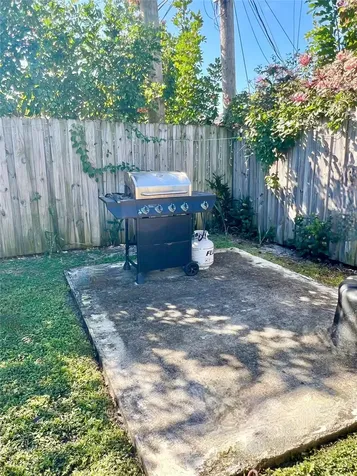 1610-1612 NE 56th Street Fort Lauderdale FL 33334