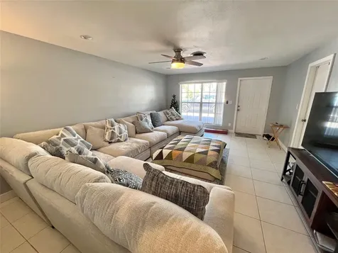 1610-1612 NE 56th Street Fort Lauderdale FL 33334