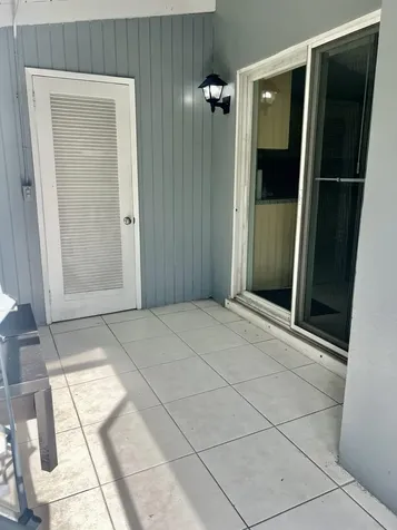 1610-1612 NE 56th Street Fort Lauderdale FL 33334