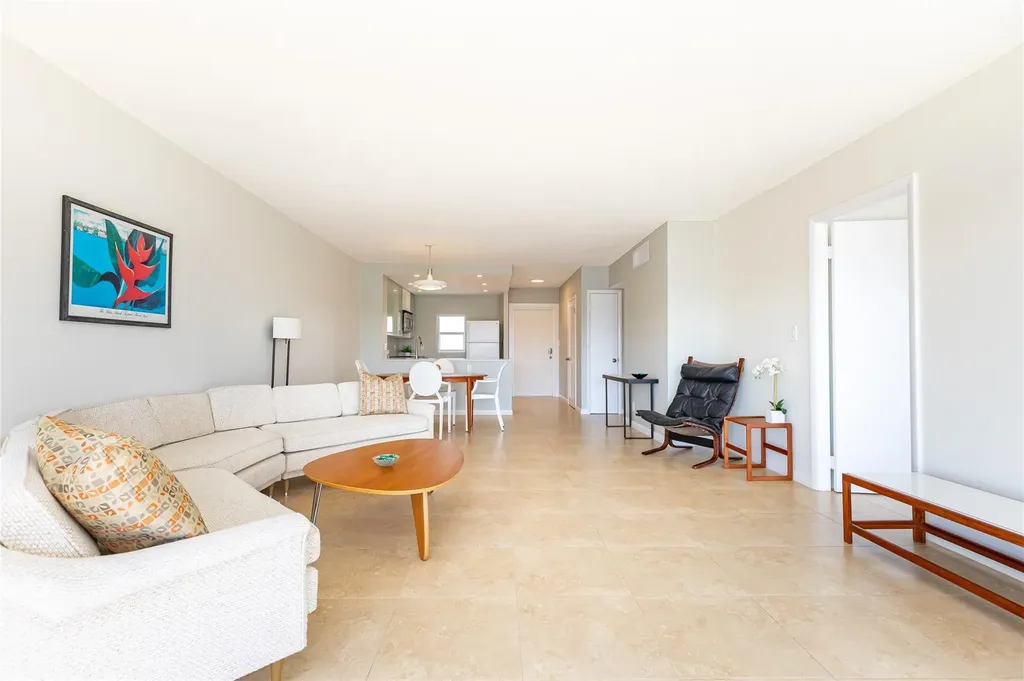 390 N Federal Highway Deerfield Beach FL 33441