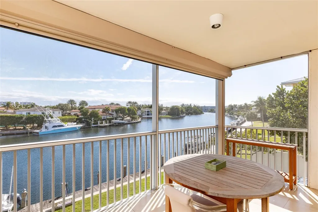 390 N Federal Highway Deerfield Beach FL 33441