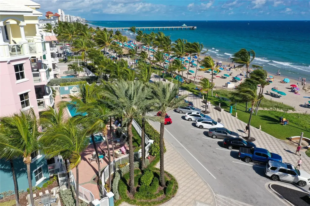 390 N Federal Highway Deerfield Beach FL 33441