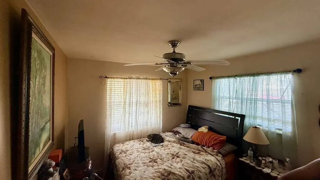 280 NE 40th Court Oakland Park FL 33334
