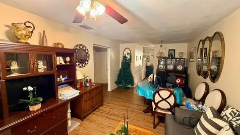 280 NE 40th Court Oakland Park FL 33334