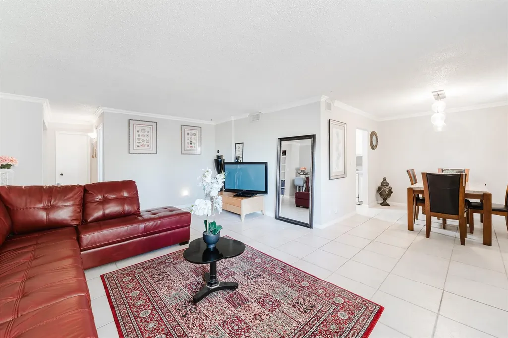 1811 Jefferson Street Hollywood FL 33020