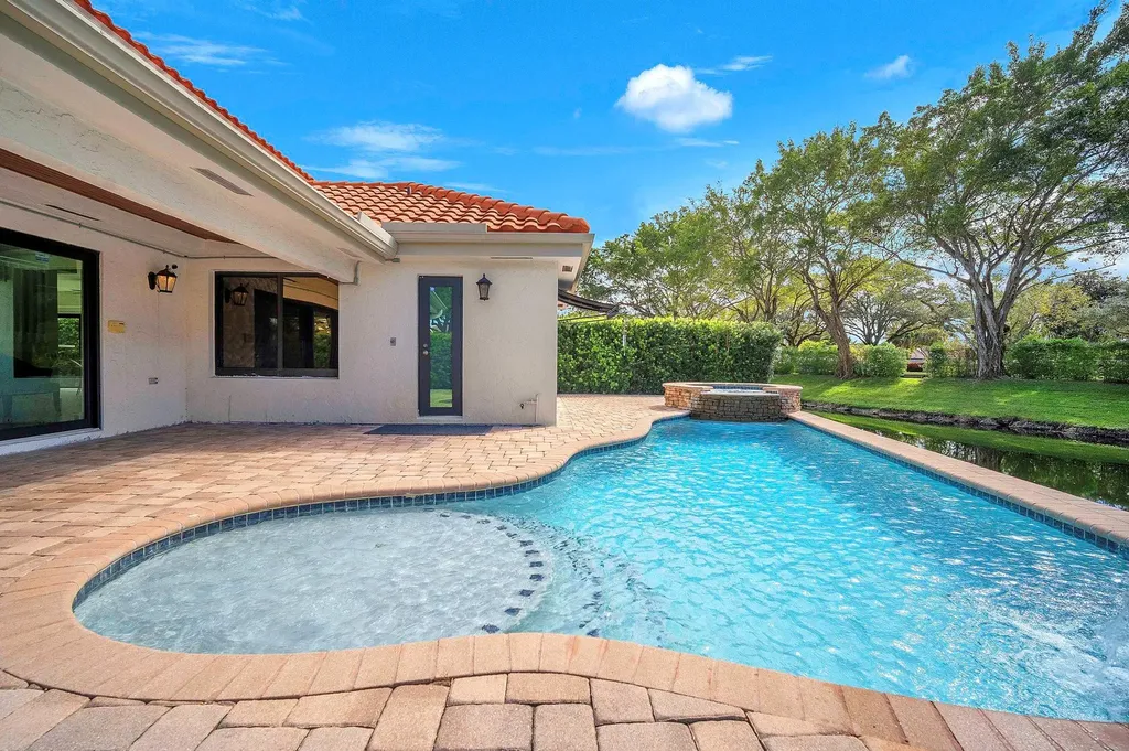 1830 NW 97th Avenue Plantation FL 33322