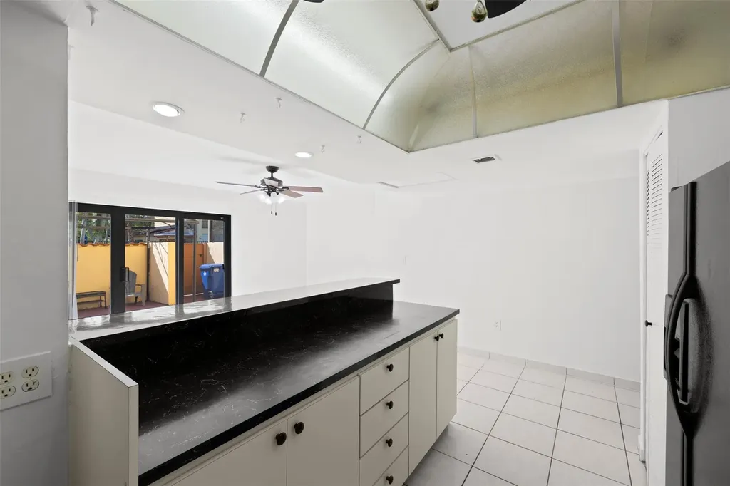 7734 Balboa Street Sunrise FL 33351