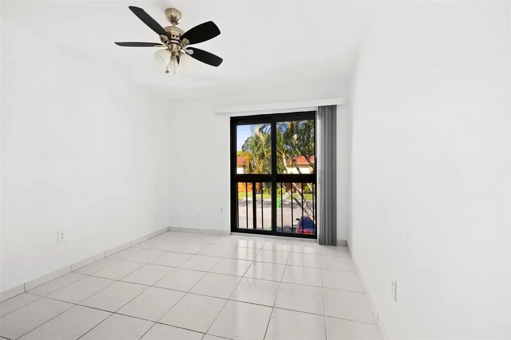7734 Balboa Street Sunrise FL 33351