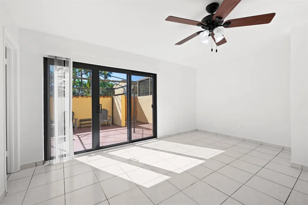 7734 Balboa Street Sunrise FL 33351