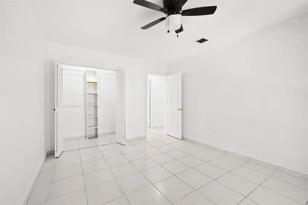7734 Balboa Street Sunrise FL 33351