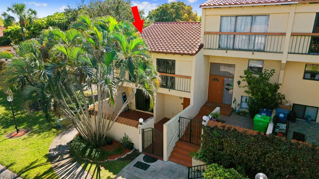 7734 Balboa Street Sunrise FL 33351