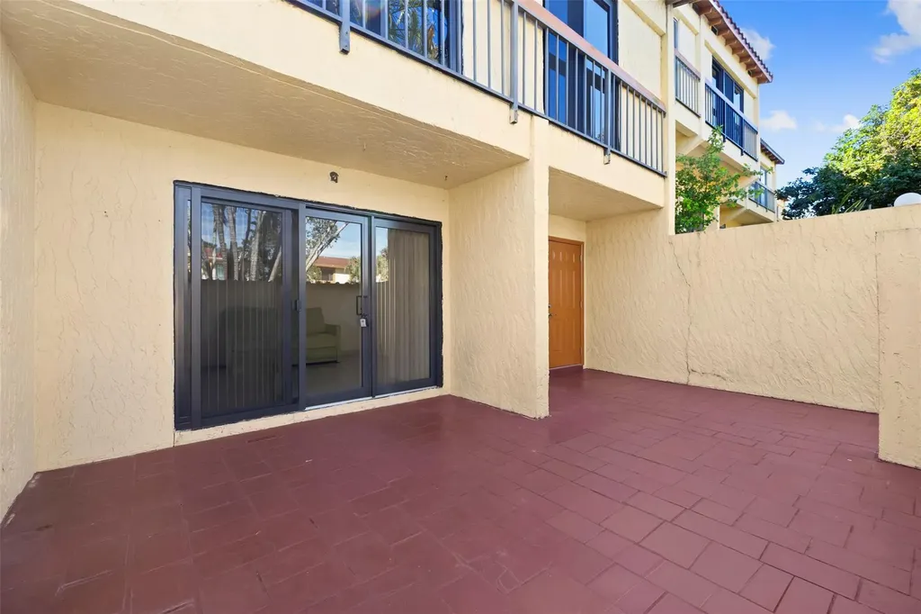 7734 Balboa Street Sunrise FL 33351