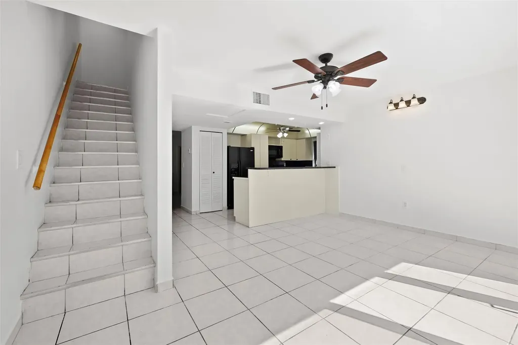 7734 Balboa Street Sunrise FL 33351