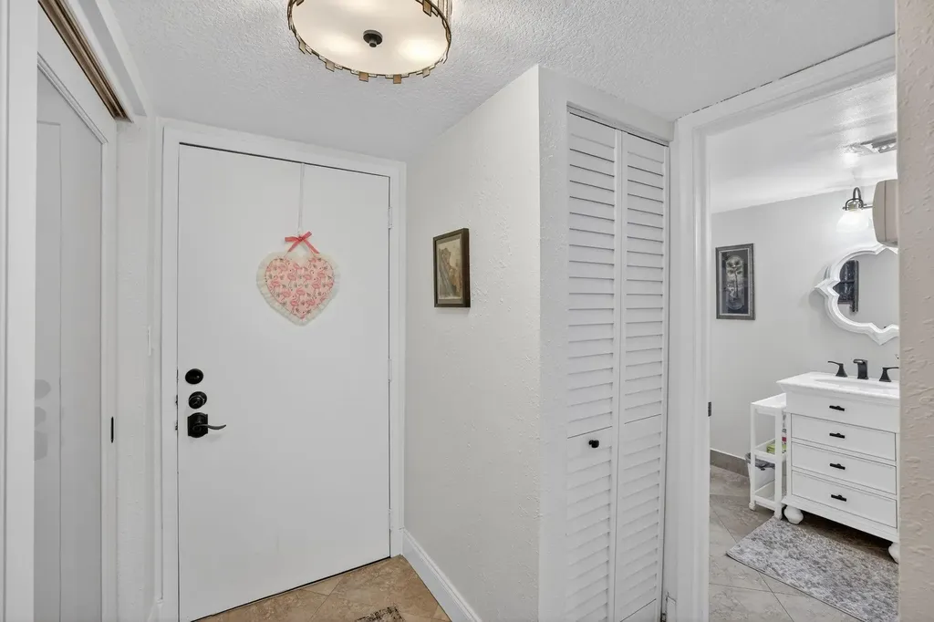 740 S Federal Highway Pompano Beach FL 33062