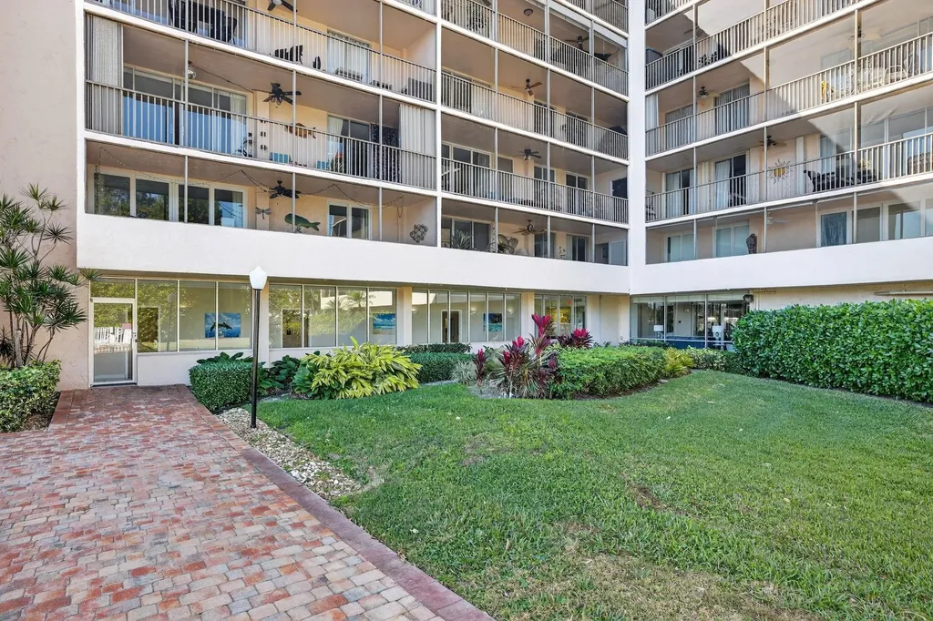 740 S Federal Highway Pompano Beach FL 33062