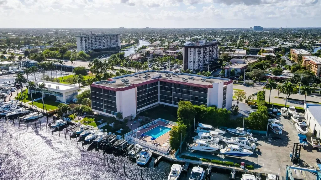 740 S Federal Highway Pompano Beach FL 33062