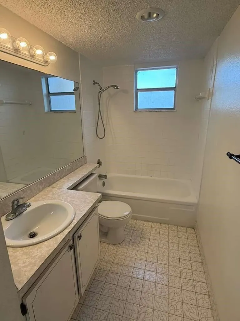 408 NW 68th Avenue Plantation FL 33317