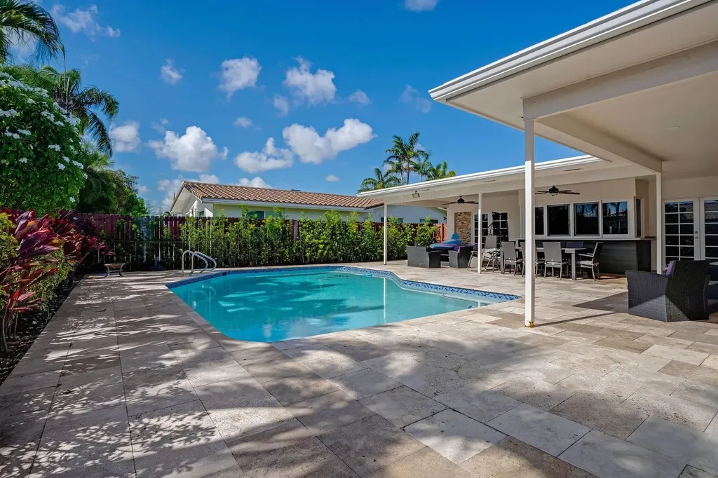 4000 N 36th Avenue Hollywood FL 33021