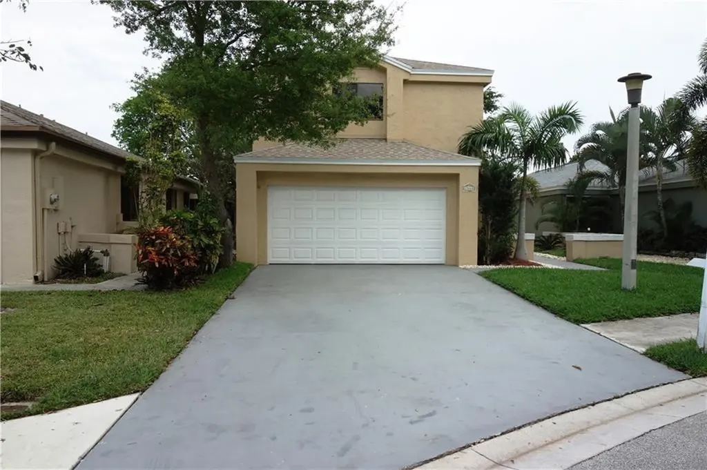 2060 NW 34th Avenue Coconut Creek FL 33066