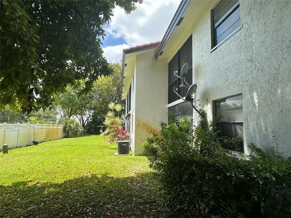 11676 NW 45th Street Coral Springs FL 33065